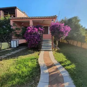 Casa vacanze L'olivastro Al Mare P Frailis, Àrbatax